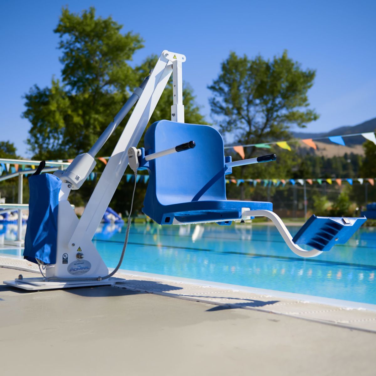 admiral pool lift